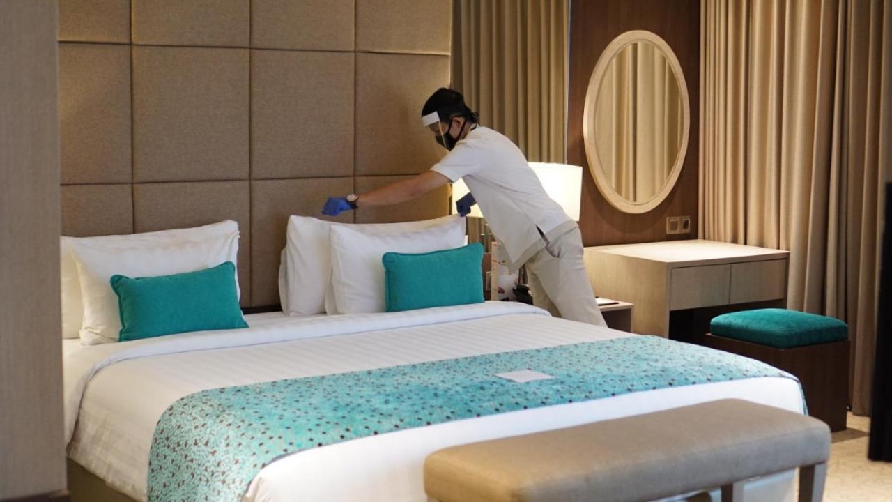 BW Luxury Hotel Jambi Buitenkant foto