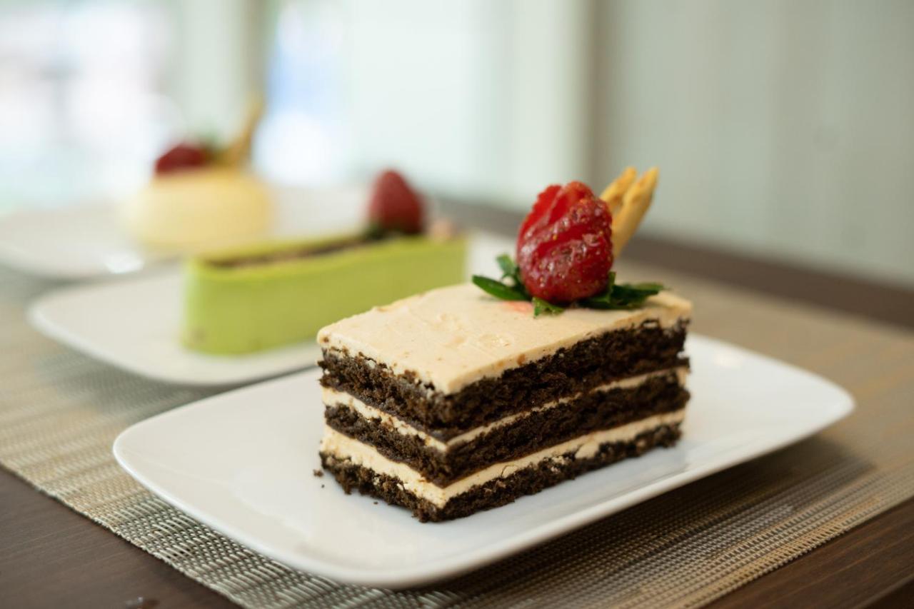 BW Luxury Hotel Jambi Buitenkant foto