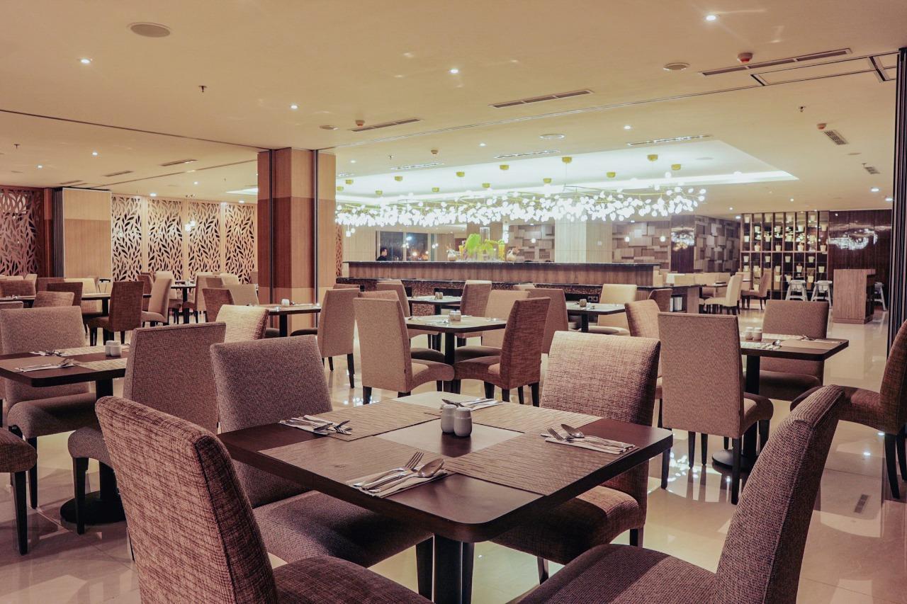 BW Luxury Hotel Jambi Buitenkant foto