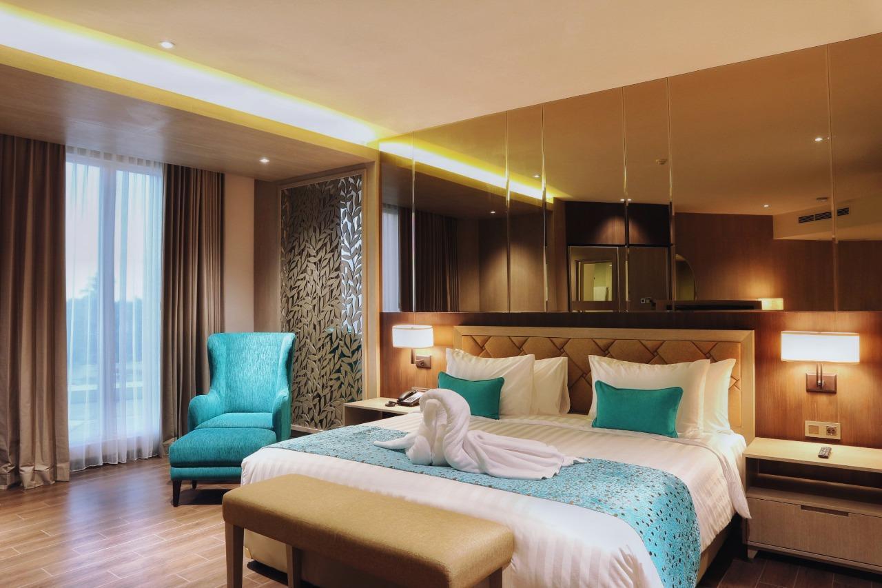 BW Luxury Hotel Jambi Buitenkant foto